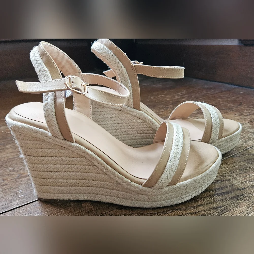 Women’s Ankle-Strap Cream Espadrille Sandals
